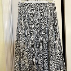 Vintage Focus 2000 Black and white Paisley skirt